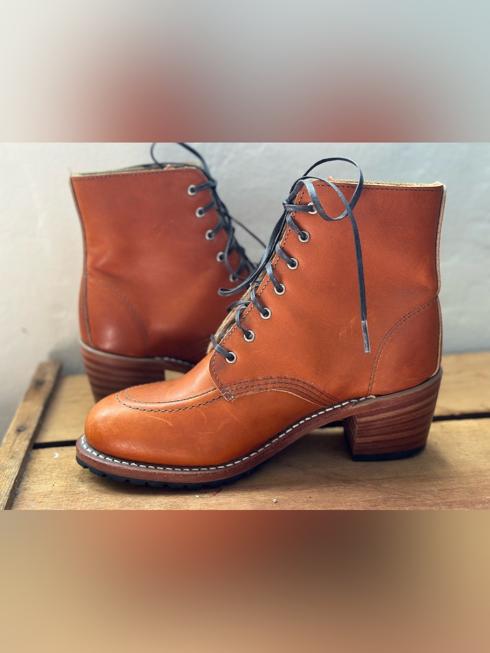 Red Wing Shoes Clara Heritage Cognac Leather Lace-Up Heeled Ankle Boots - Picture 4 of 13